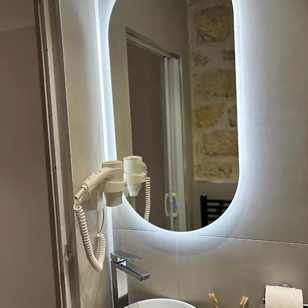 Hotel Urban Goncourt